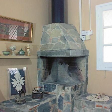 Laoni Guest House In Moutoullas, Marathasa 레메소스 외부 사진